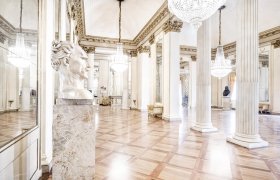 Milano e i suoi musei - <p>Foyer della Scala.</p>